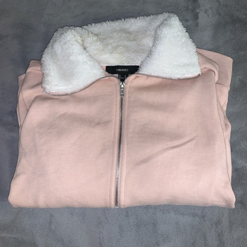 Forever21 fuzzy zip up jacket in light pink